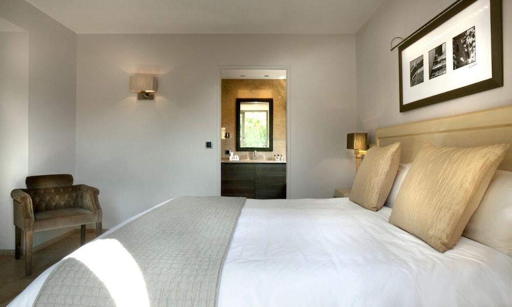 Residence Hoteliere 4 Etoiles Les Mas Du Grand Vallon Mougins Buitenkant foto