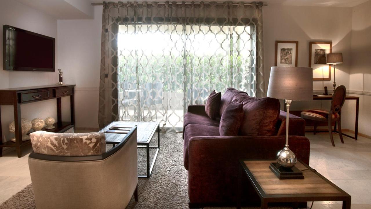 Residence Hoteliere 4 Etoiles Les Mas Du Grand Vallon Mougins Buitenkant foto