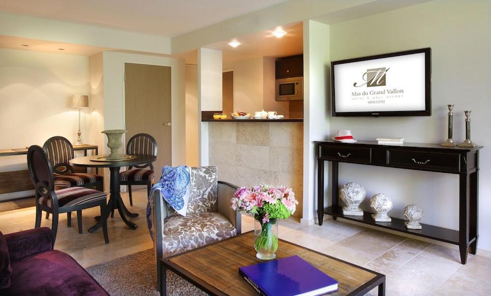 Residence Hoteliere 4 Etoiles Les Mas Du Grand Vallon Mougins Buitenkant foto