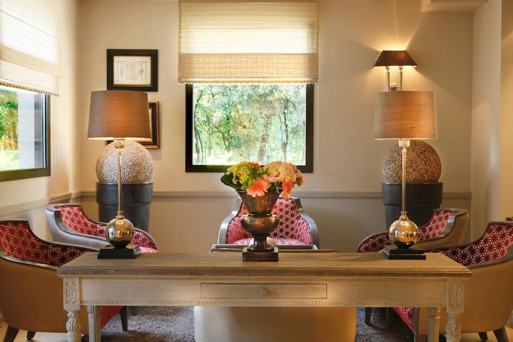 Residence Hoteliere 4 Etoiles Les Mas Du Grand Vallon Mougins Buitenkant foto
